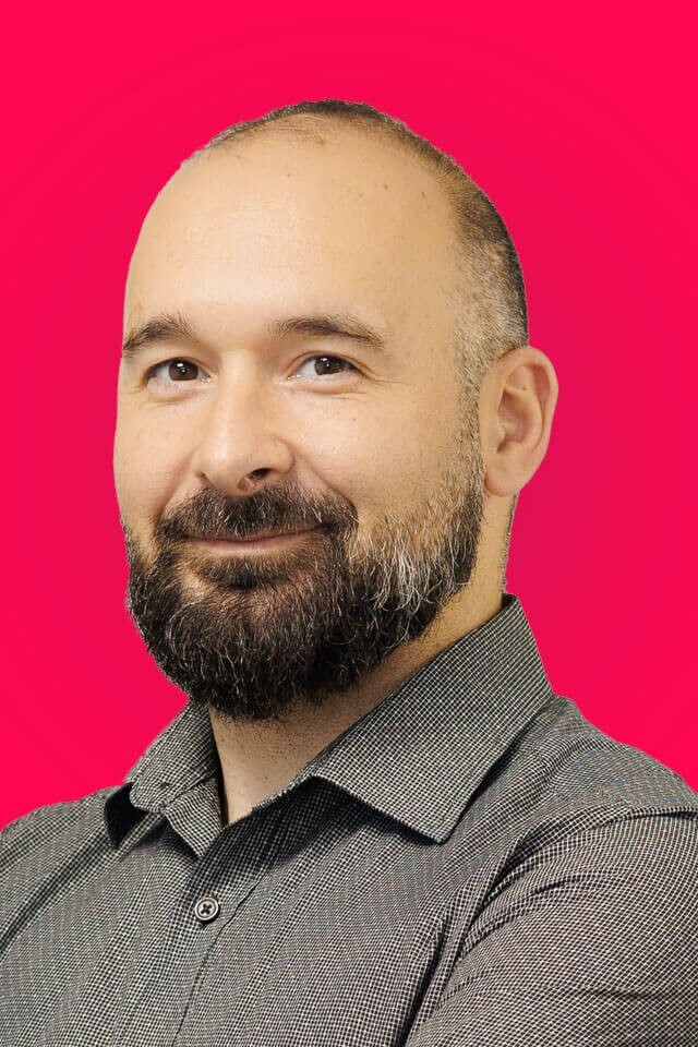 Jesus-Rodriguez-Trainer-640x960