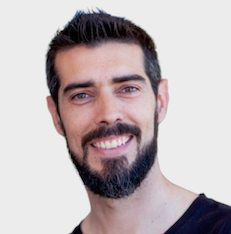 Image of Alex García